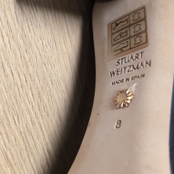 Stuart Weitzman ANICIA 60 Pumps. Size 8 . Worn Once. - Picture 8 of 8